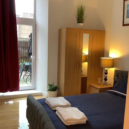 Ground Floor Apartment With Garden Glasgow Exterior foto