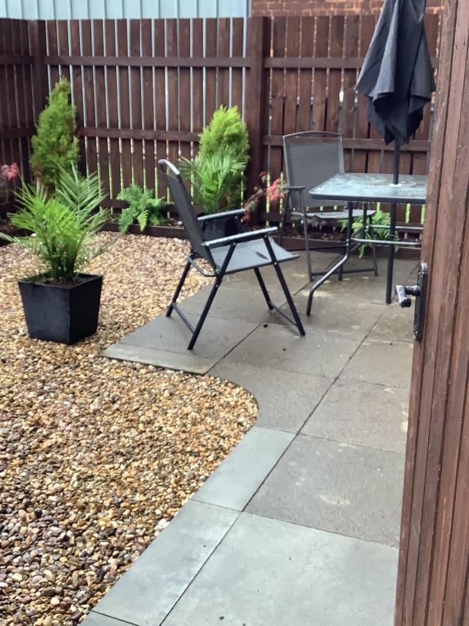 Ground Floor Apartment With Garden Glasgow Exterior foto