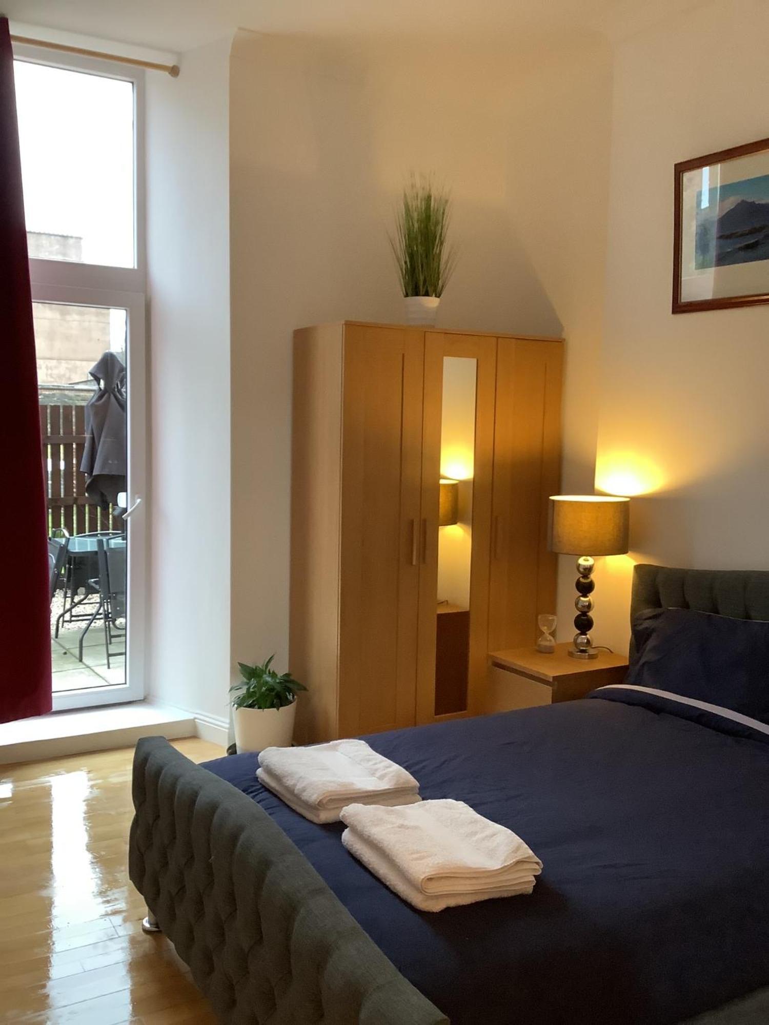 Ground Floor Apartment With Garden Glasgow Exterior foto